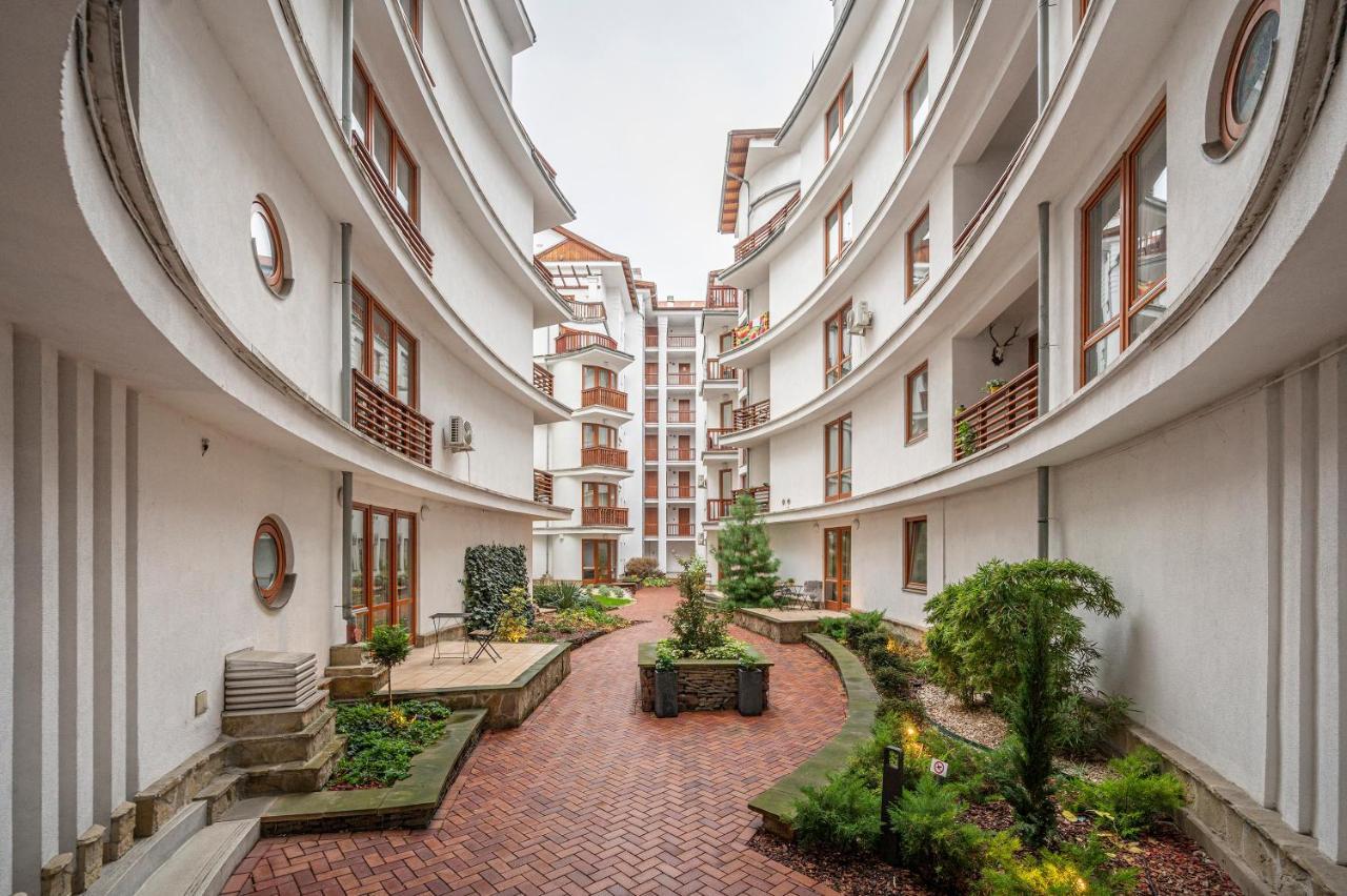 Modern Apartment With Garage บูดาเปสต์ ภายนอก รูปภาพ